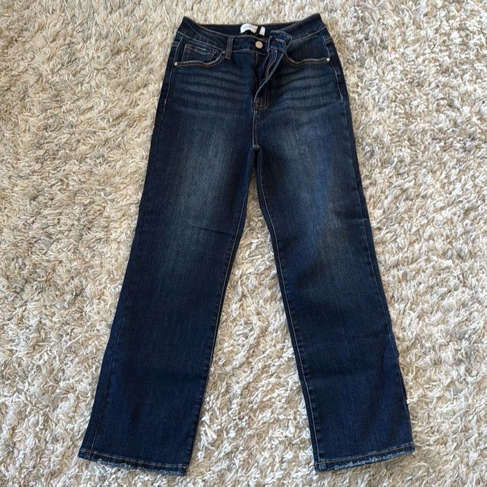NWOT Risen straight leg jeans cropped (26” inseam)
